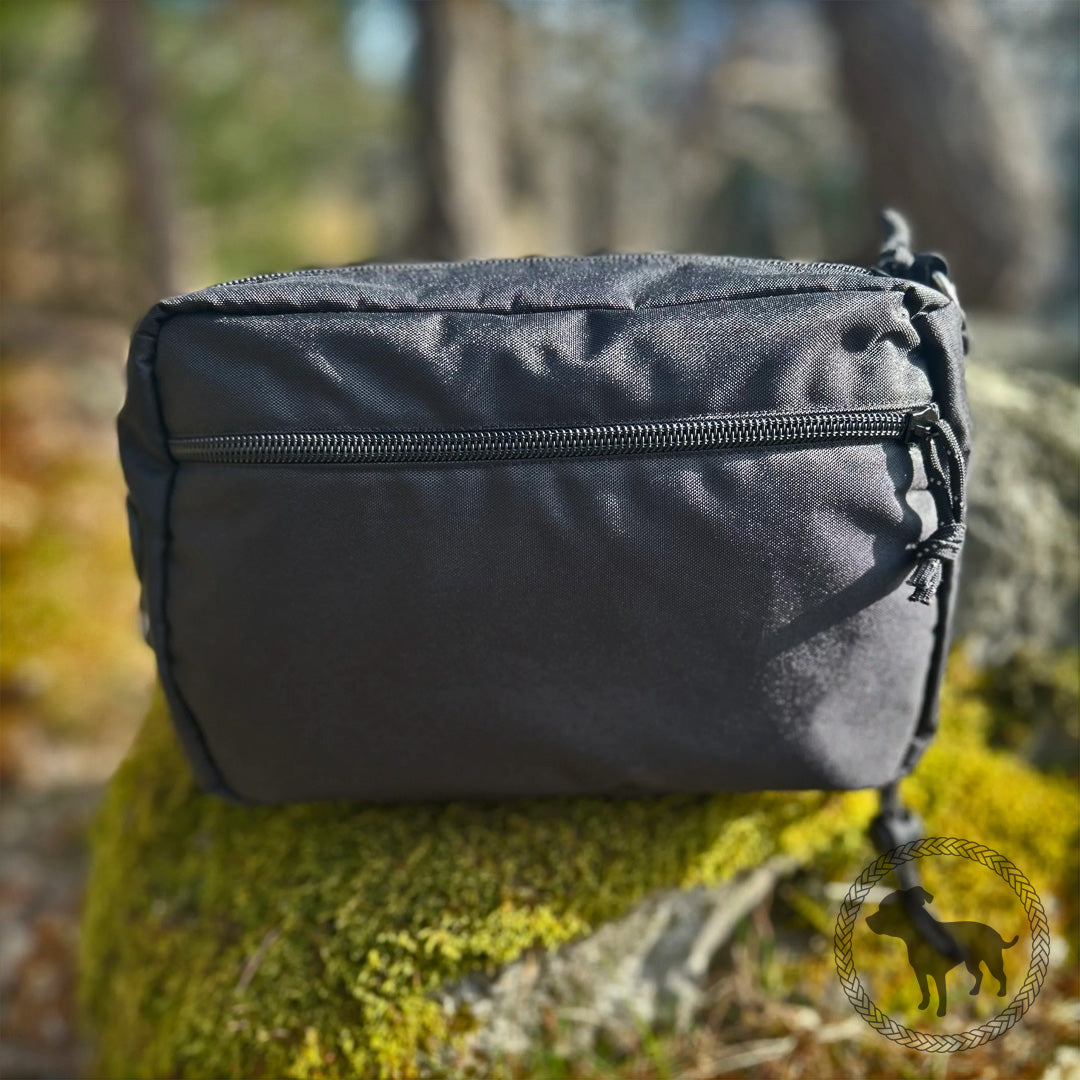 Dog-Walking Bag